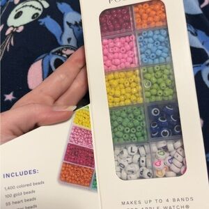 Apple Colorful Bead Jewelry Kit